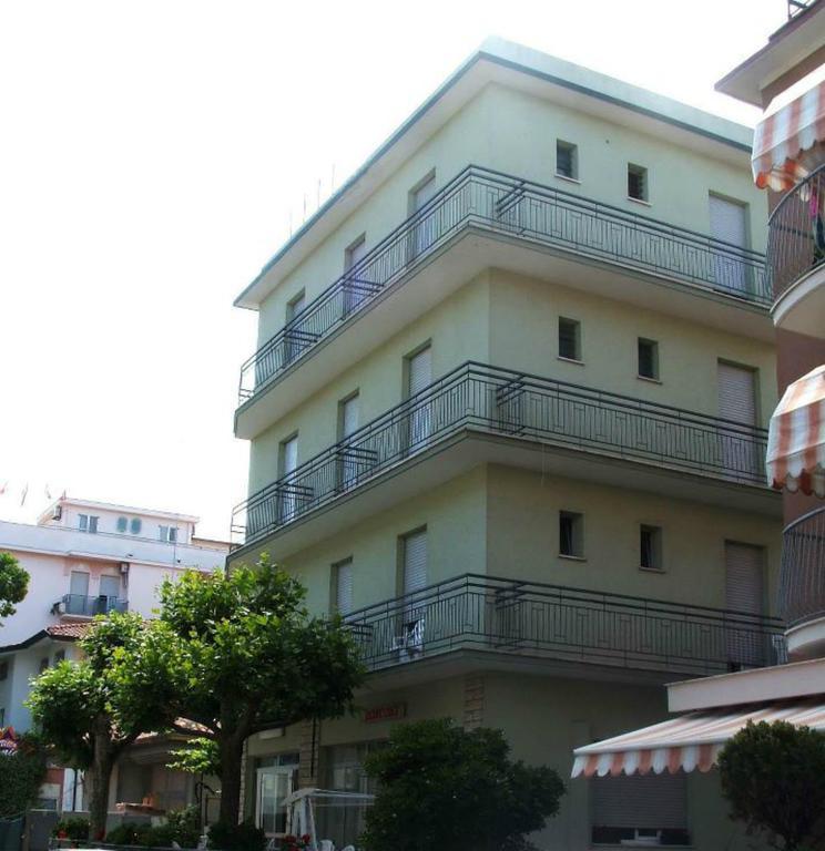 Hotel Ronconi Rimini Ngoại thất bức ảnh