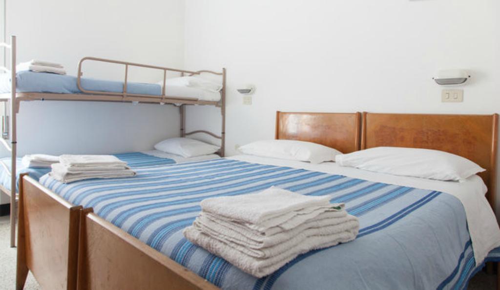 Hotel Ronconi Rimini Phòng bức ảnh