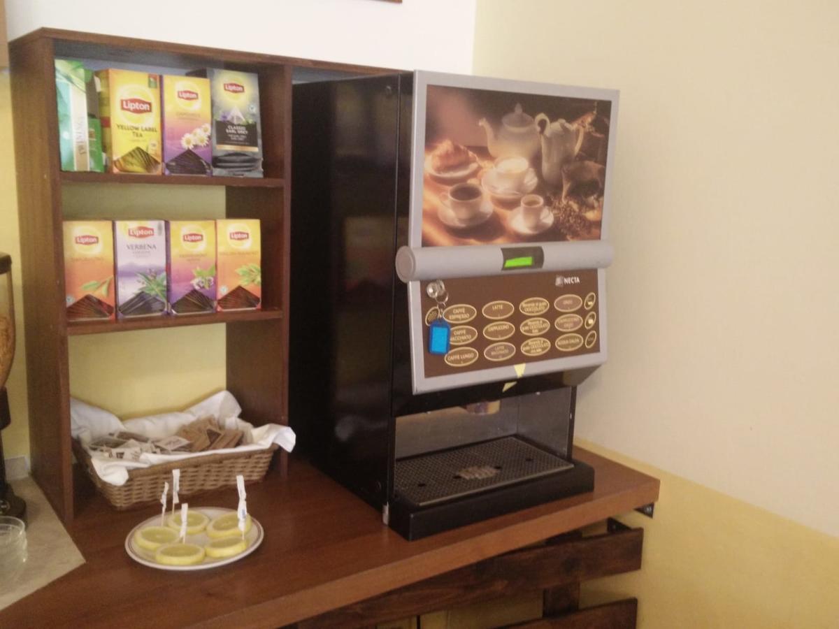 Hotel Ronconi Rimini Ngoại thất bức ảnh